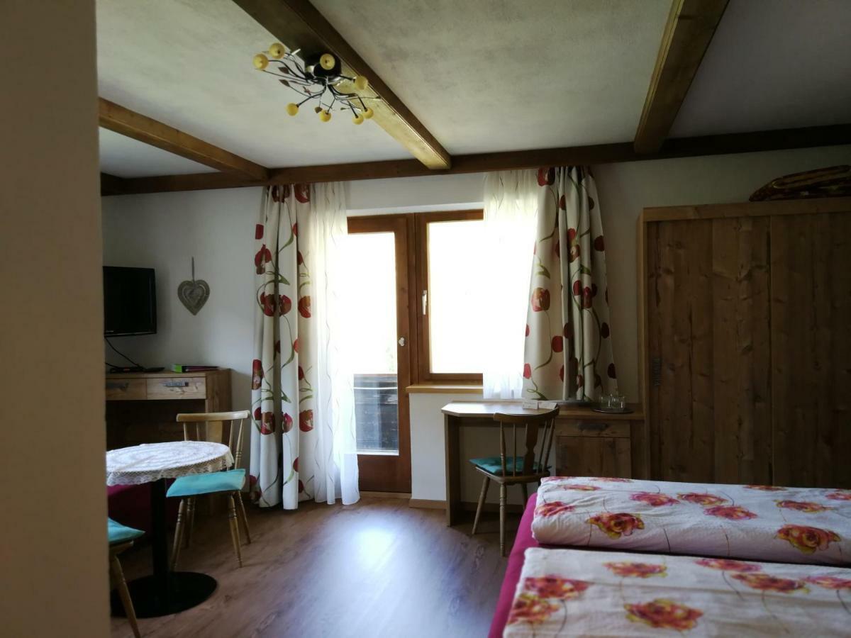 Haus Alpina Apartment Häselgehr Екстериор снимка
